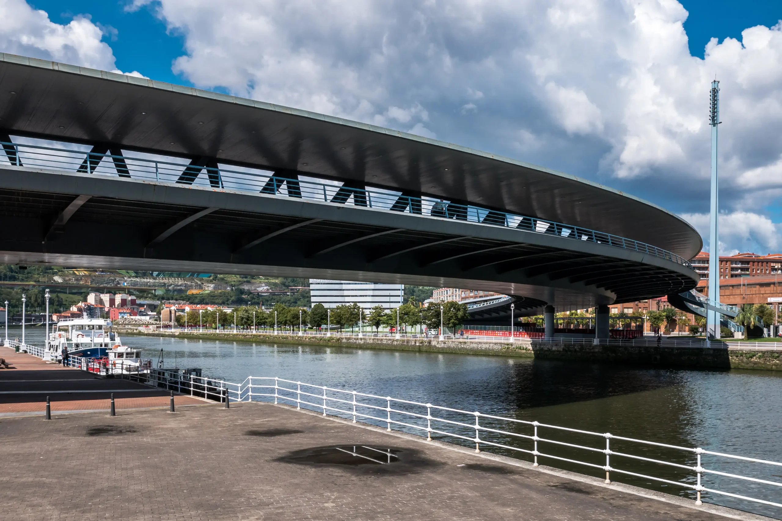 BILBAO – Puente Euskalduna