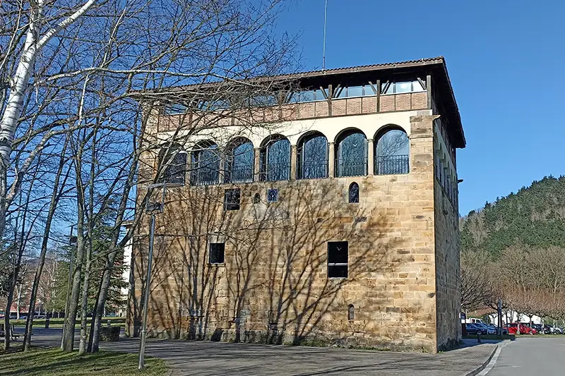Abadiño – Casa torre de Muntsaratz